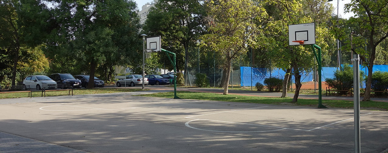 Streetball court in Budapest, Bikas park - Free Sport Parks Map