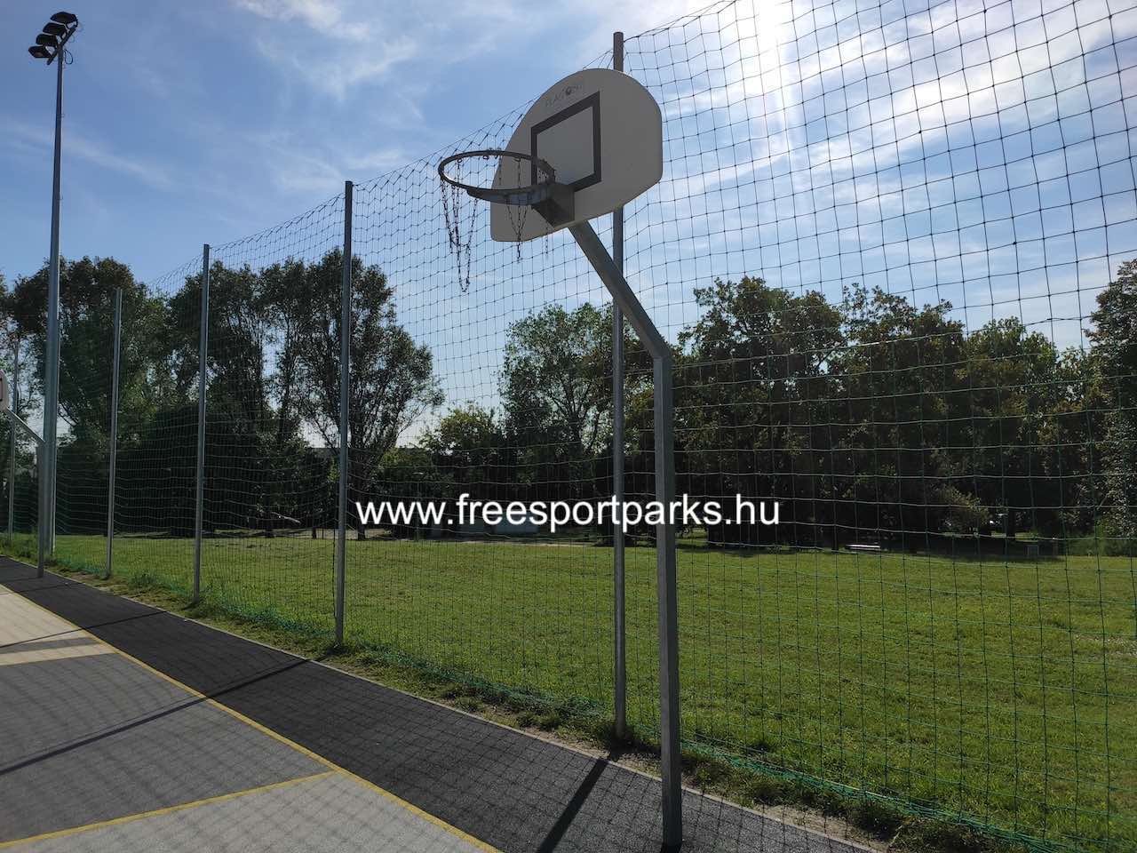 kosárlabda palánk - Újhegyi Sportliget - Free Sport Parks térkép