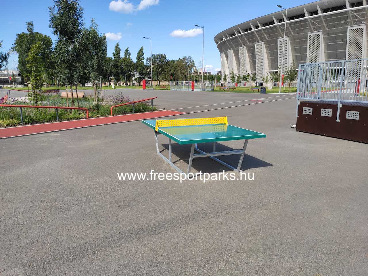 a másik ping-pong asztal a Puskás Aréna Park nyugati oldalán - Free Sport Parks térkép