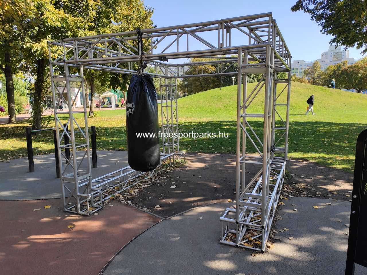 fitneszpark plusz állvány boxzsákkal, Bikás-domb - Free Sport Parks blog