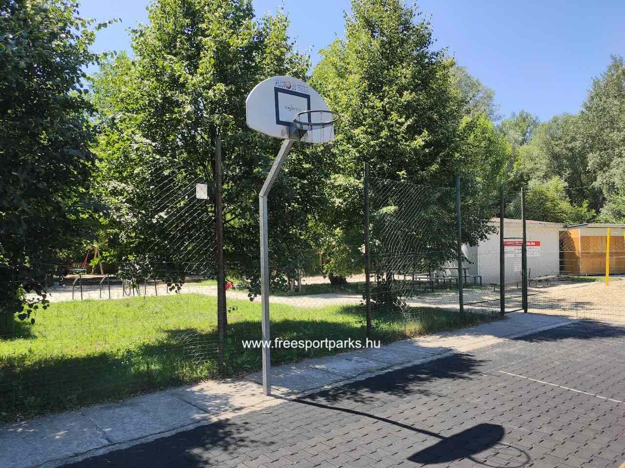 kosárlabda palánk láncos hálóval, Gladiátor utca családi pihenőpark Óbudán, Free Sport Parks térkép