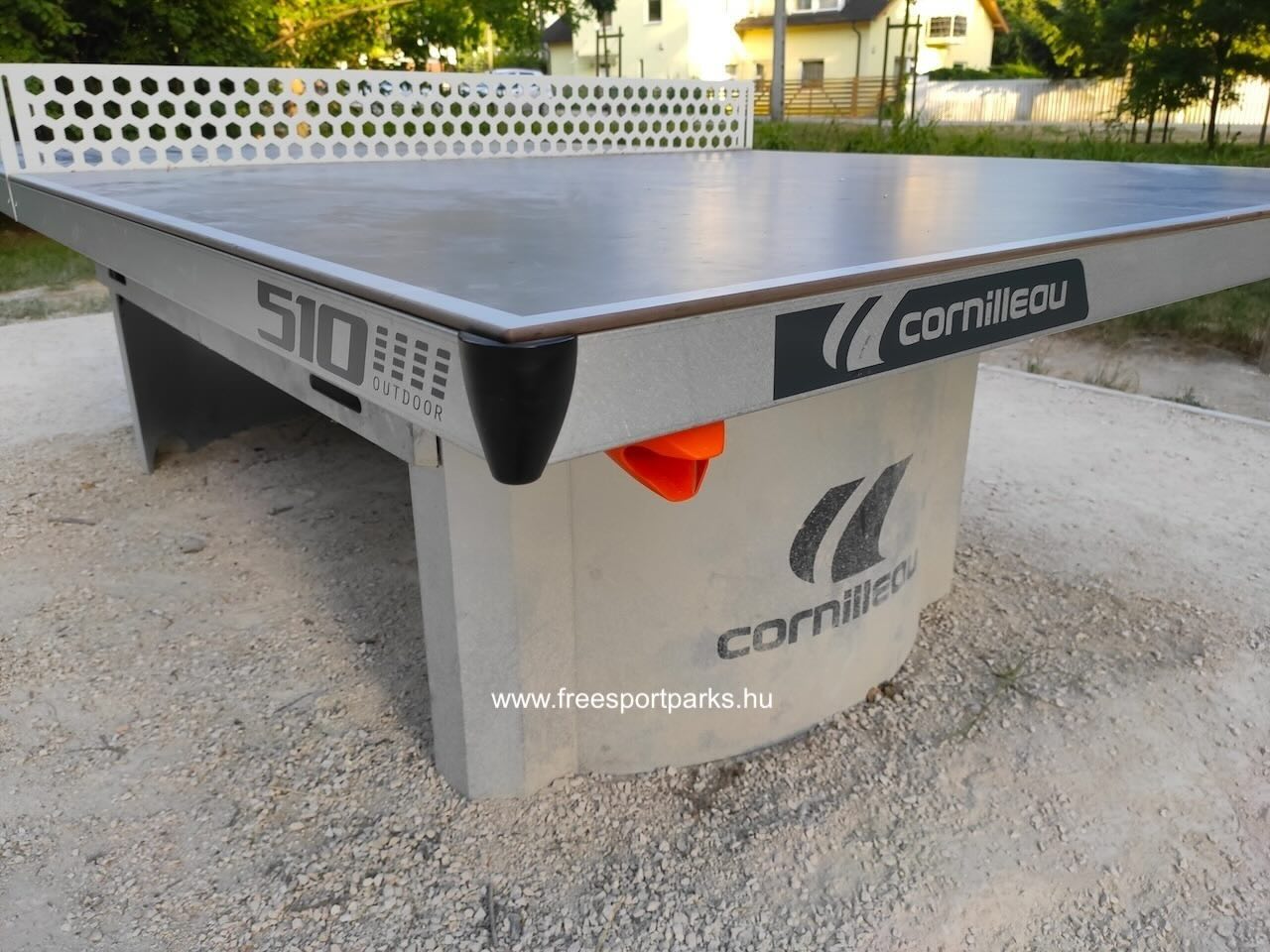 pingpong asztal labdatartóval a Temető utca sportparkban, II. kerület, Free Sport Parks Térkép