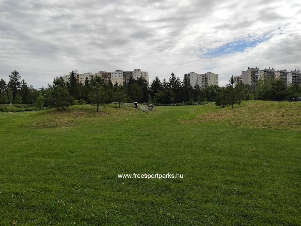 Nagyrét dombokkal, Szombathely Sportliget - Free Sport Parks Blog
