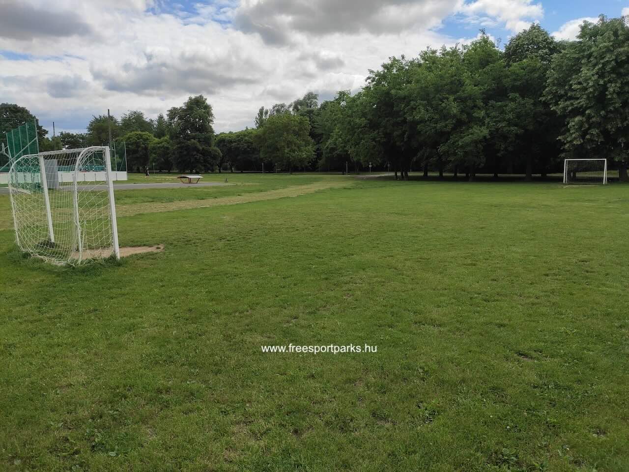 füves focipálya a réten, Sárvár Szabadidőpark - Free Sport Parks Blog