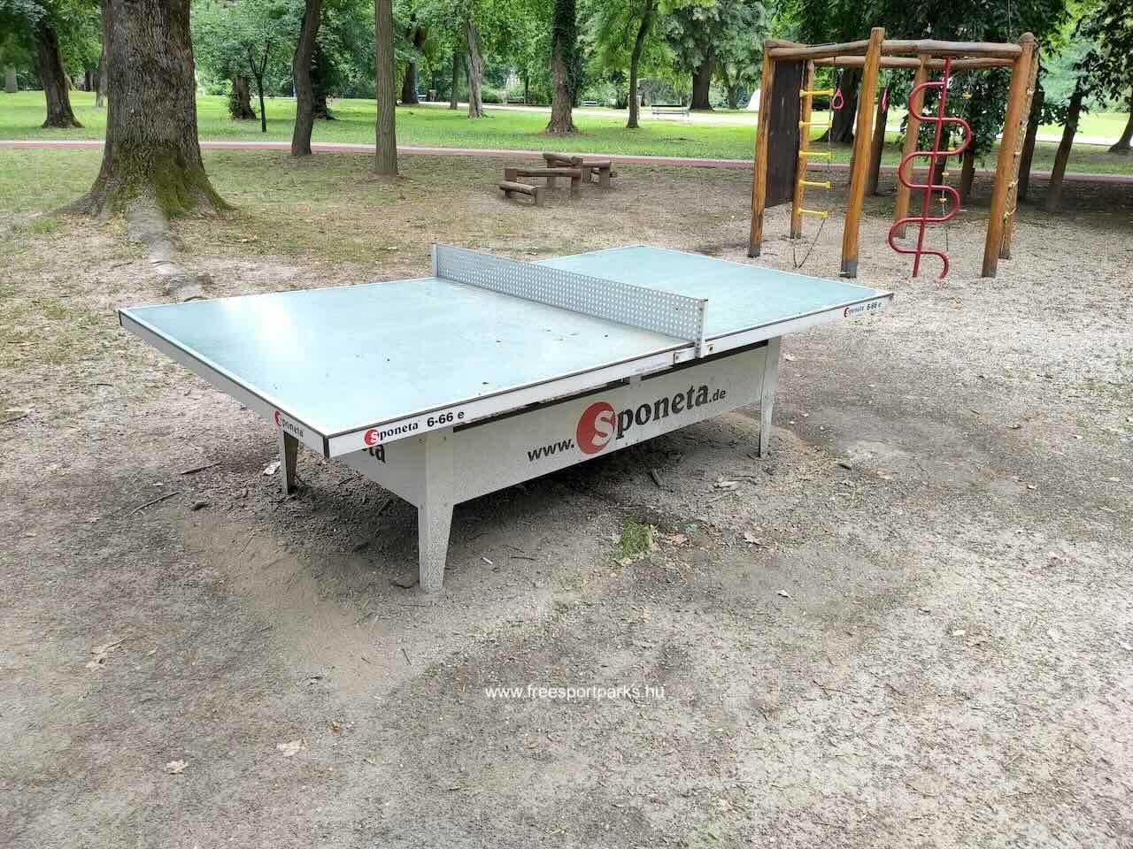 pingpong asztal földes talajon, Dombóvár Szigeterdő - Free Sport Parks Blog